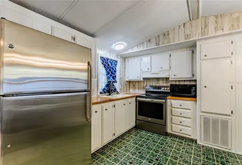 5248 Antigua Drive Zephyrhills FL 33541