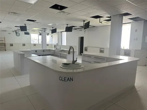 798 N Semoran Boulevard Orlando FL 32807