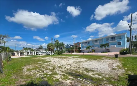 14268 N Bayshore Drive Madeira Beach FL 33708