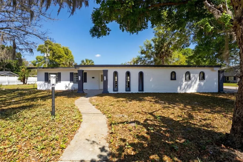 2065 Derbyshire Road Maitland FL 32751