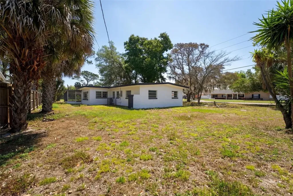 2065 Derbyshire Road Maitland FL 32751