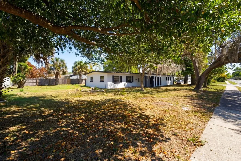 2065 Derbyshire Road Maitland FL 32751