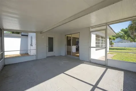2065 Derbyshire Road Maitland FL 32751