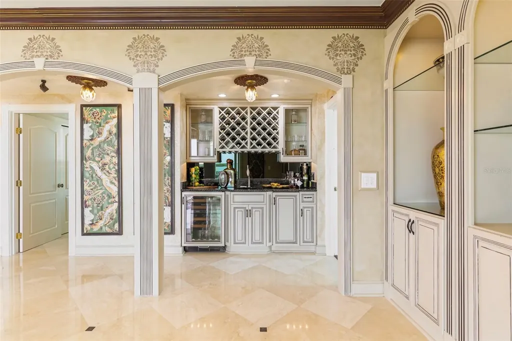 2115 Alexis Court Tarpon Springs FL 34689