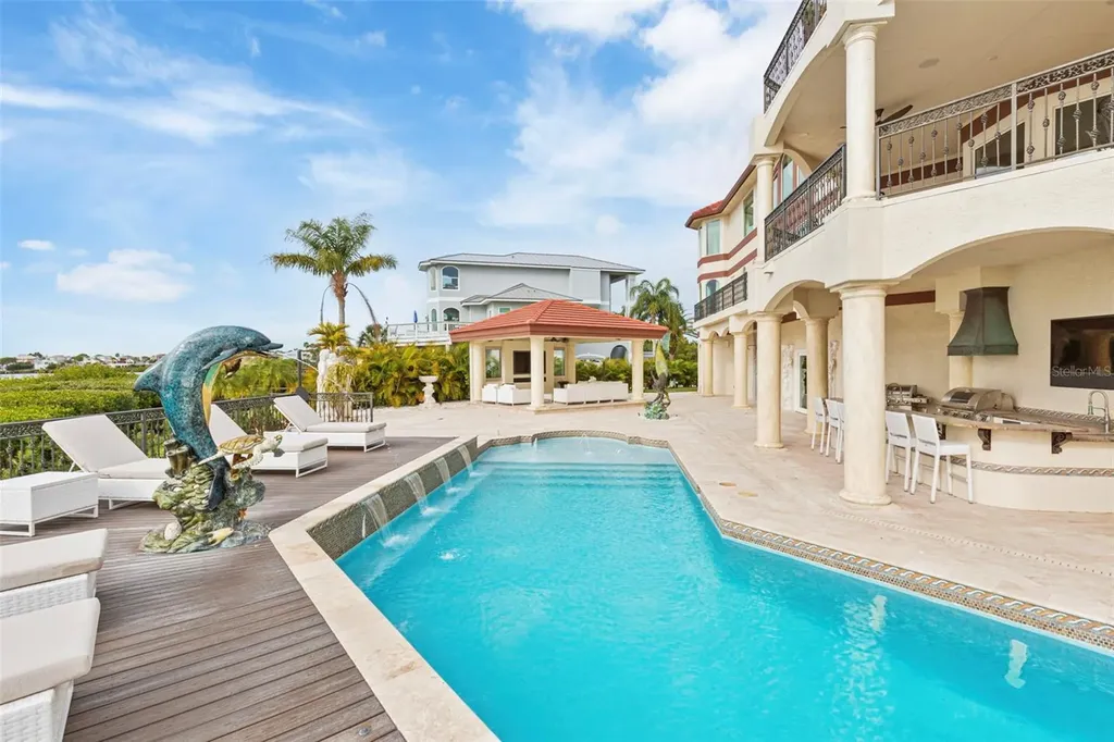 2115 Alexis Court Tarpon Springs FL 34689