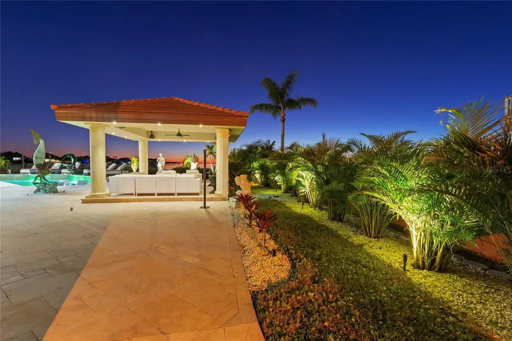 2115 Alexis Court Tarpon Springs FL 34689