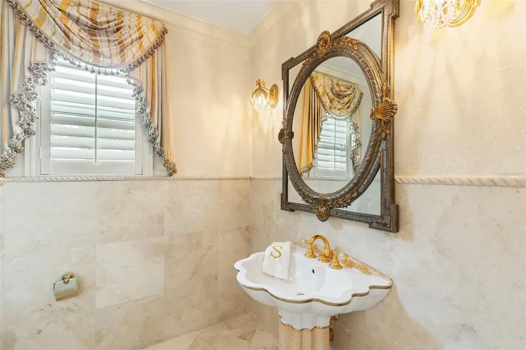 2115 Alexis Court Tarpon Springs FL 34689