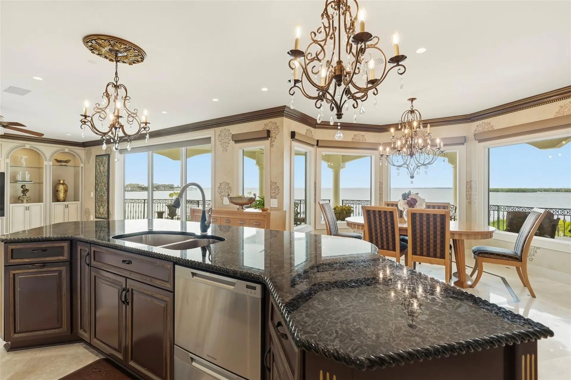 2115 Alexis Court Tarpon Springs FL 34689