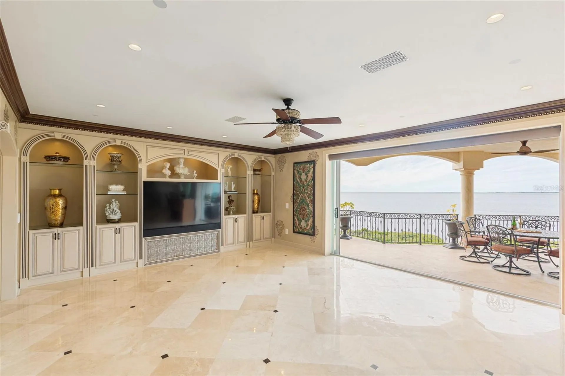2115 Alexis Court Tarpon Springs FL 34689