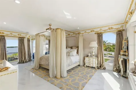 2115 Alexis Court Tarpon Springs FL 34689