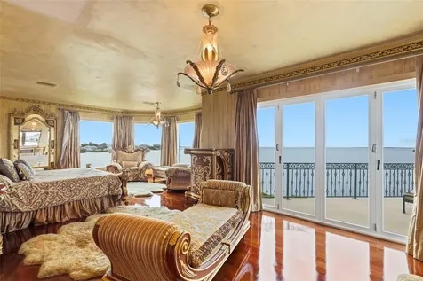 2115 Alexis Court Tarpon Springs FL 34689