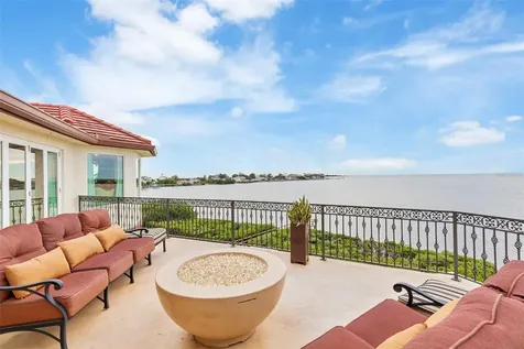 2115 Alexis Court Tarpon Springs FL 34689