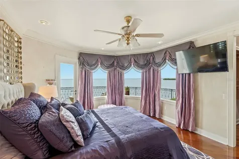 2115 Alexis Court Tarpon Springs FL 34689