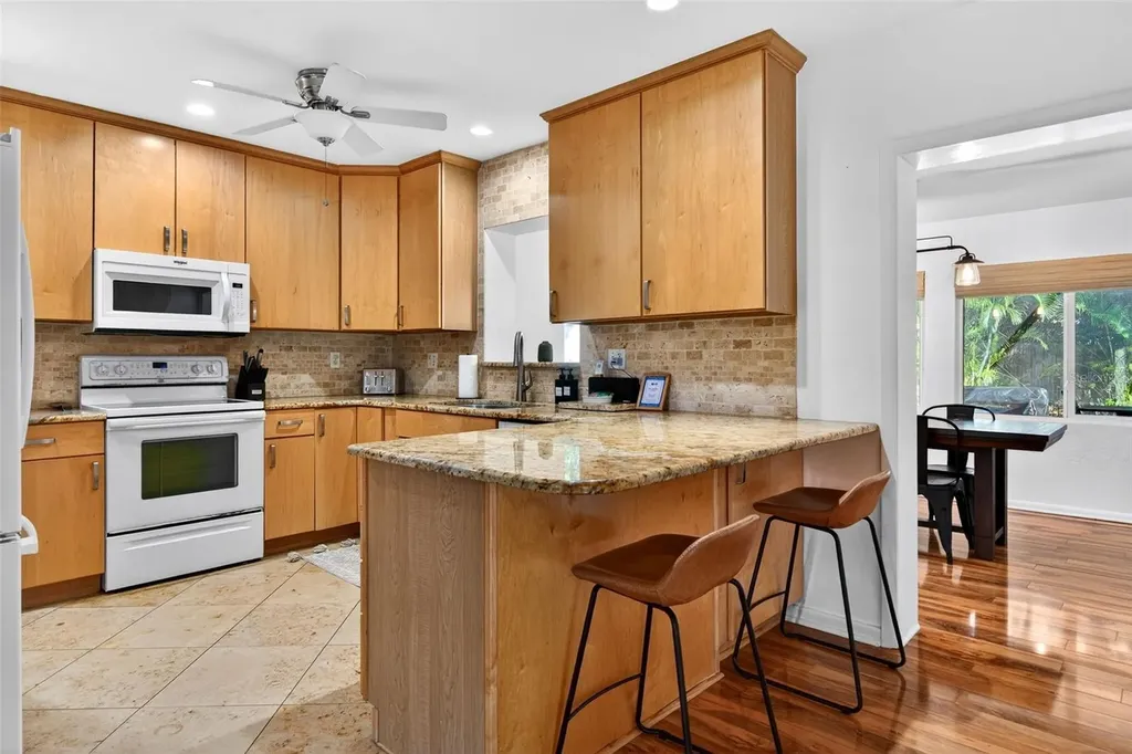 6215 Rodgers Avenue Sarasota FL 34231