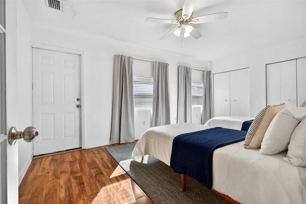 6215 Rodgers Avenue Sarasota FL 34231