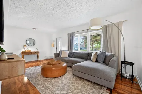 6215 Rodgers Avenue Sarasota FL 34231