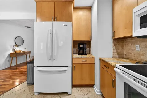 6215 Rodgers Avenue Sarasota FL 34231