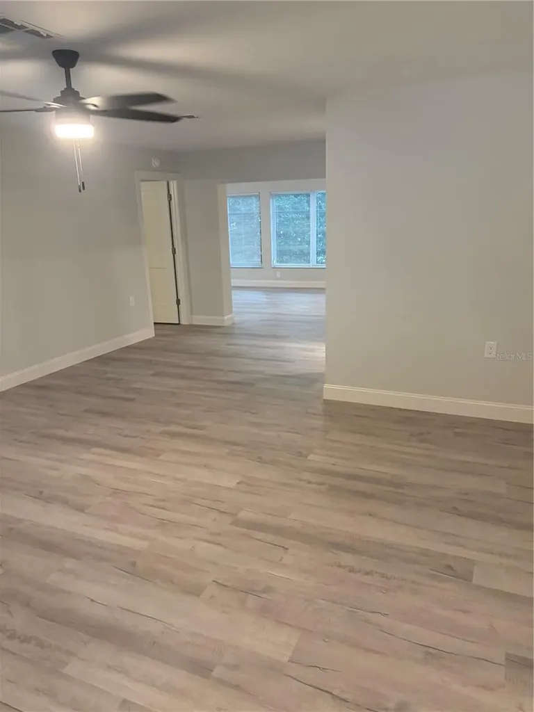 10705 Tonapa Loop Port Richey FL 34668