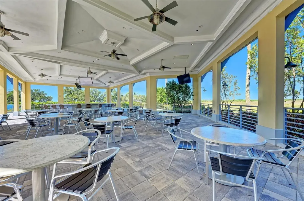 330 Compass Point Drive Bradenton FL 34209