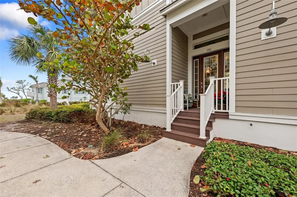 330 Compass Point Drive Bradenton FL 34209