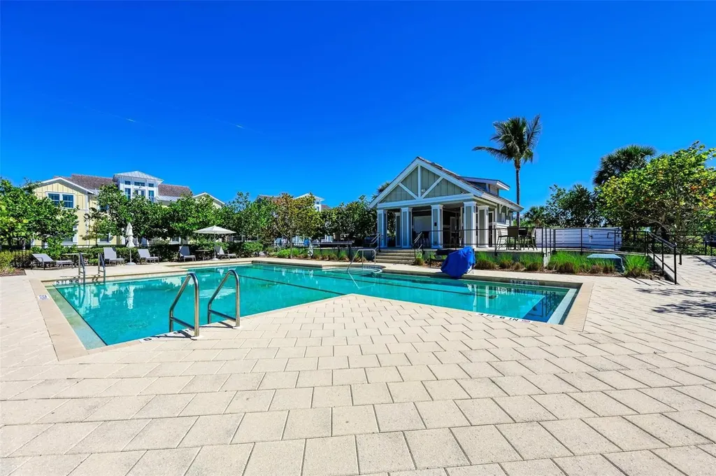 330 Compass Point Drive Bradenton FL 34209