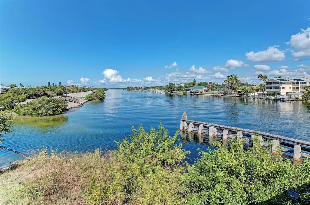 365 S Shore Drive Osprey FL 34229