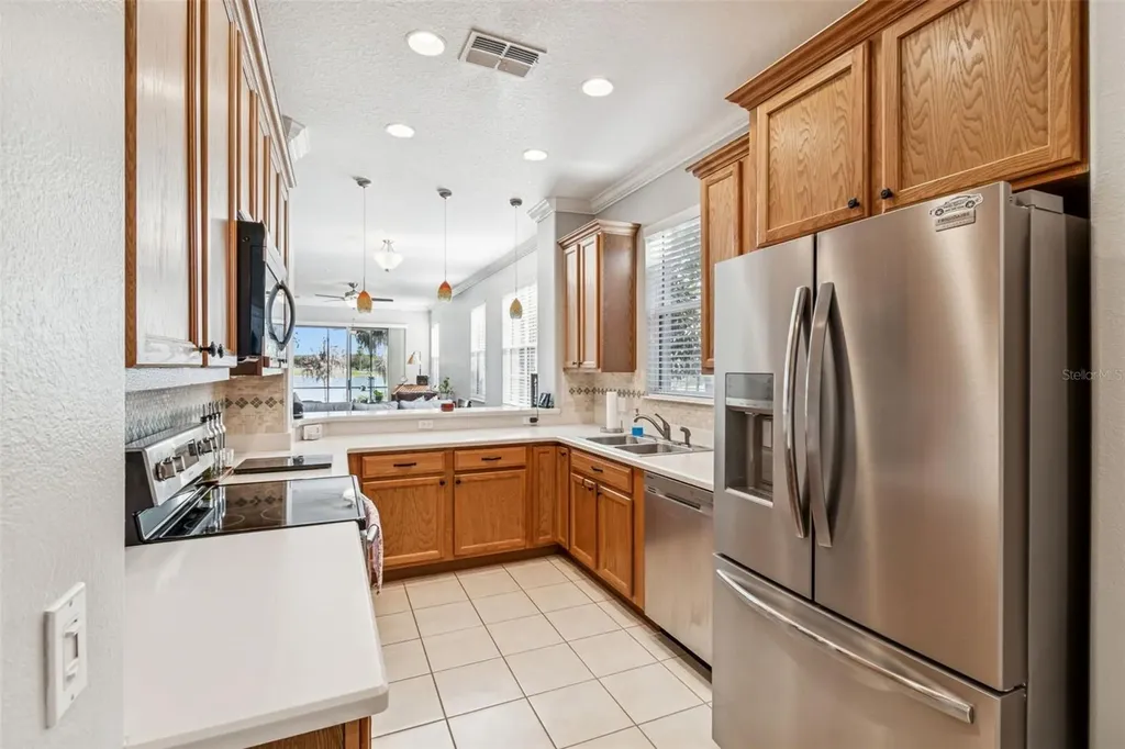 2376 Palm Tree Drive Kissimmee FL 34759