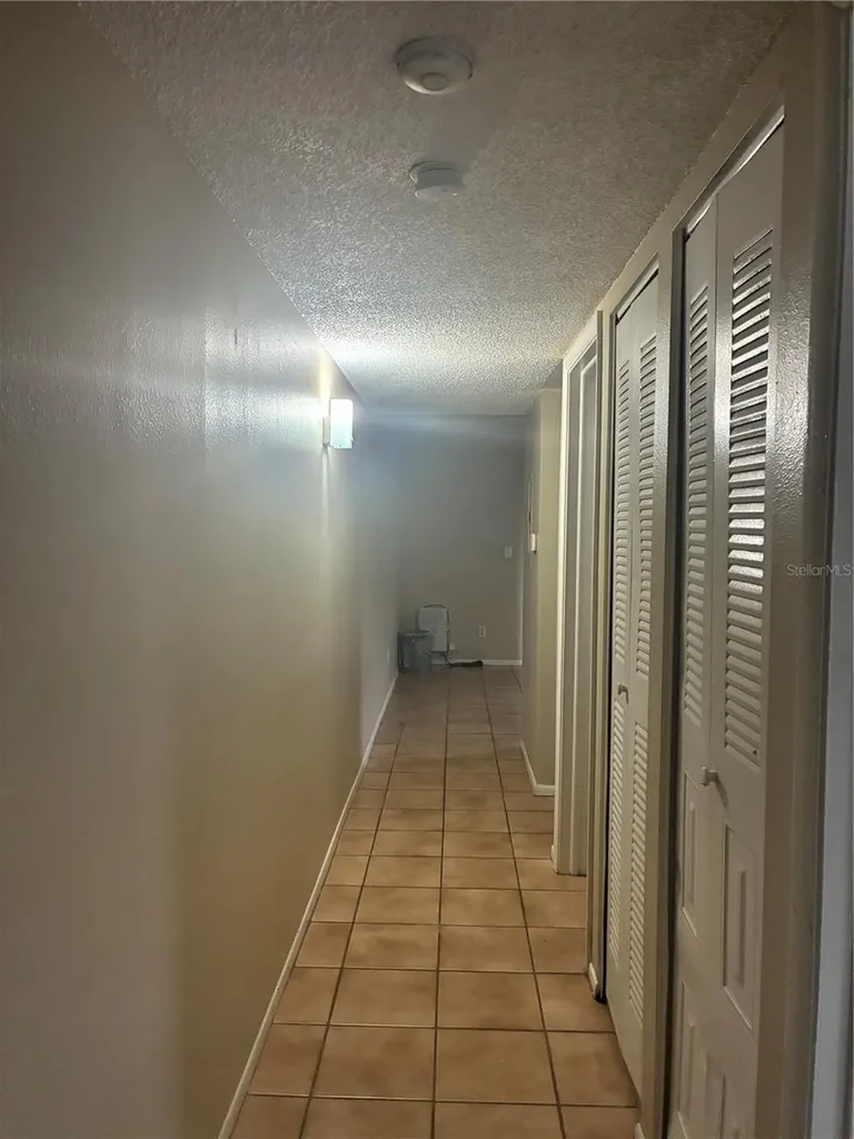 7193 E Bank Drive Tampa FL 33617
