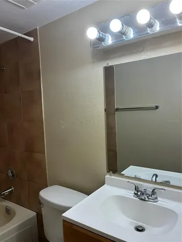 7193 E Bank Drive Tampa FL 33617
