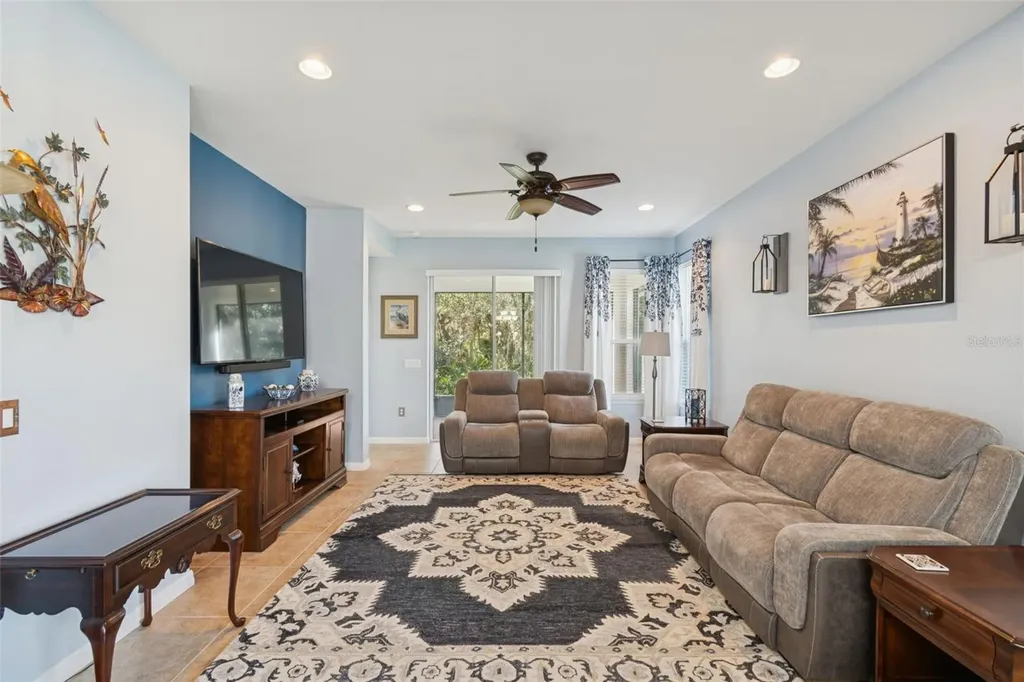 1689 Trabuco Canyon Court Kissimmee FL 34759