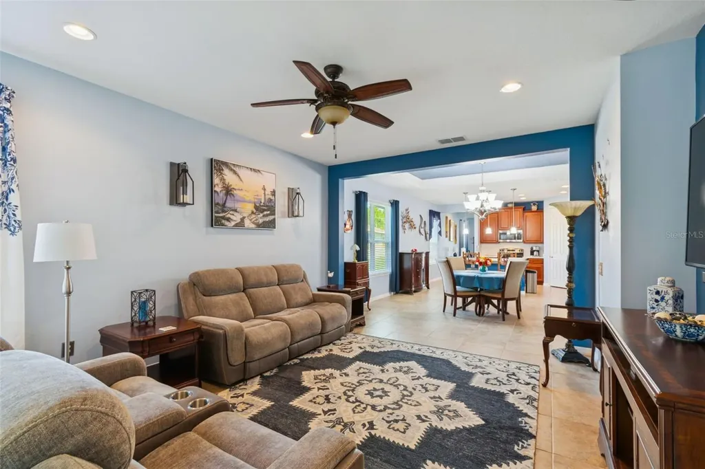 1689 Trabuco Canyon Court Kissimmee FL 34759