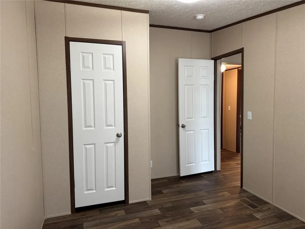 18472 SE 58th Place Ocklawaha FL 32179
