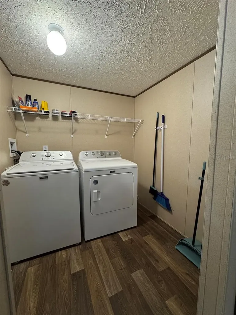 18472 SE 58th Place Ocklawaha FL 32179