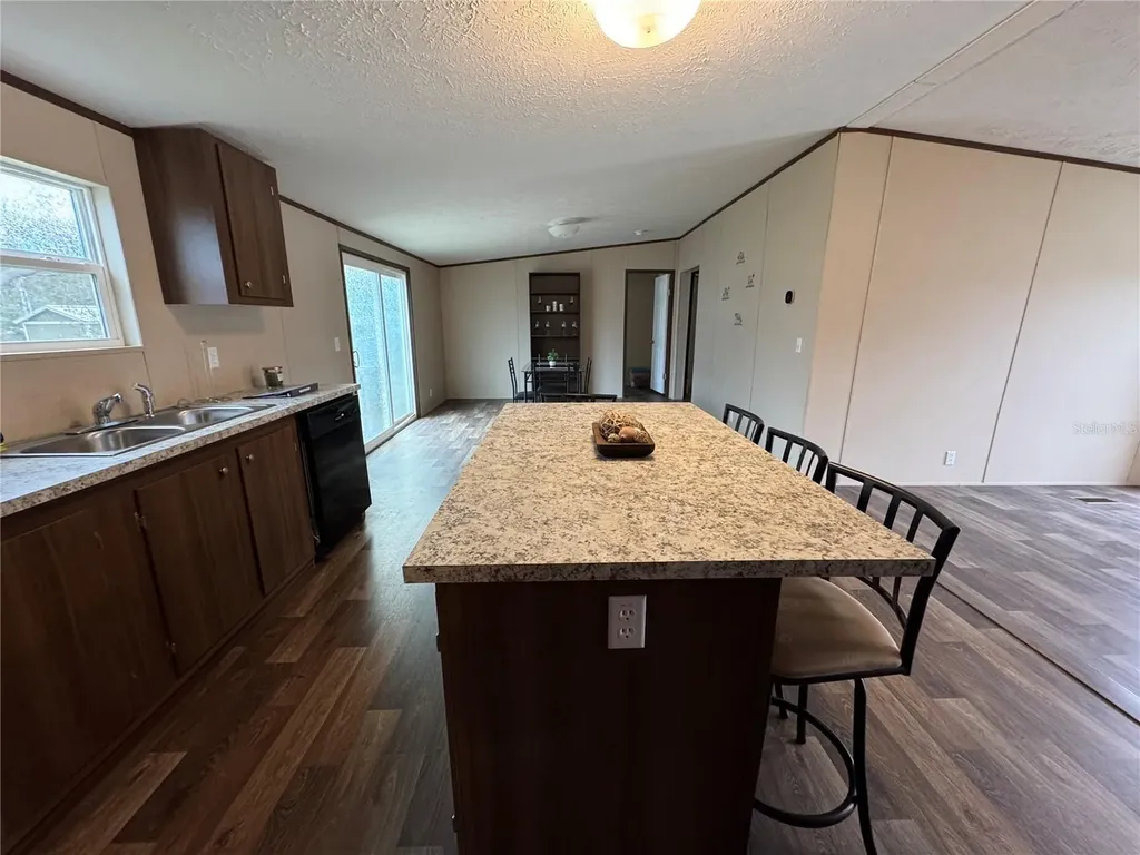 18472 SE 58th Place Ocklawaha FL 32179