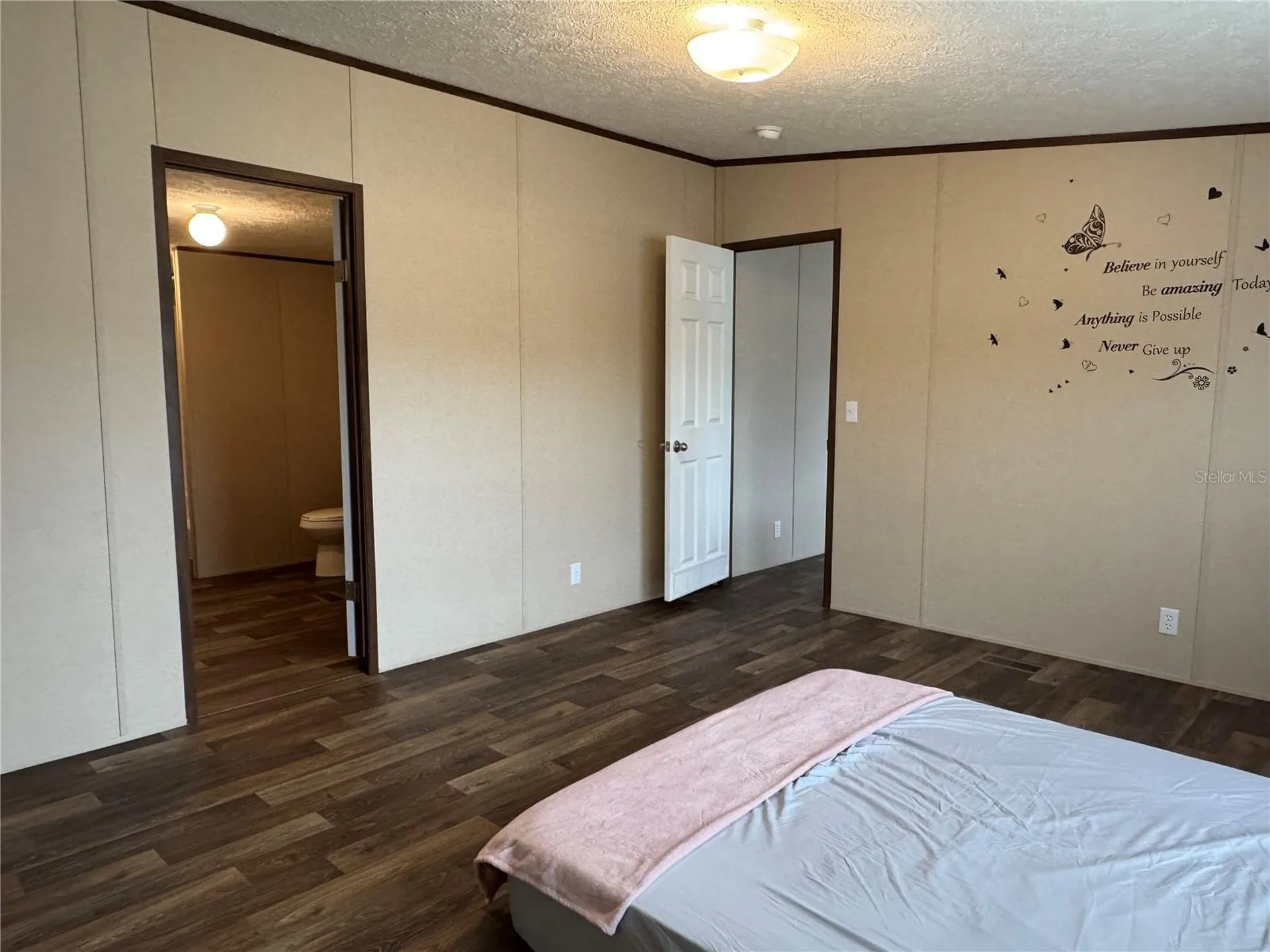 18472 SE 58th Place Ocklawaha FL 32179