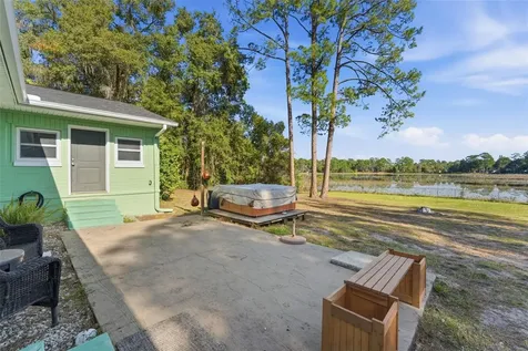26310 Fishermans Road Paisley FL 32767