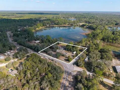 26310 Fishermans Road Paisley FL 32767
