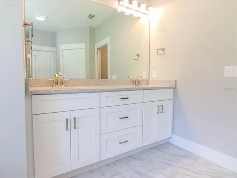 137 SW Cadence Glen Lake City FL 32024