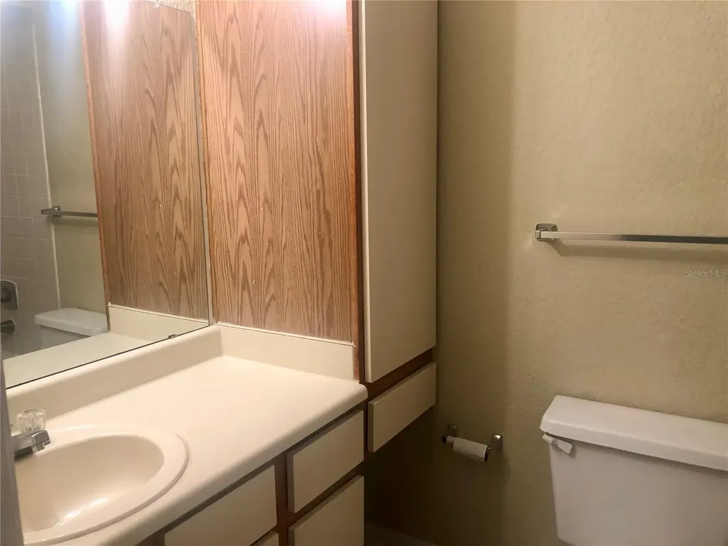 1049 S Hiawassee Road Orlando FL 32835