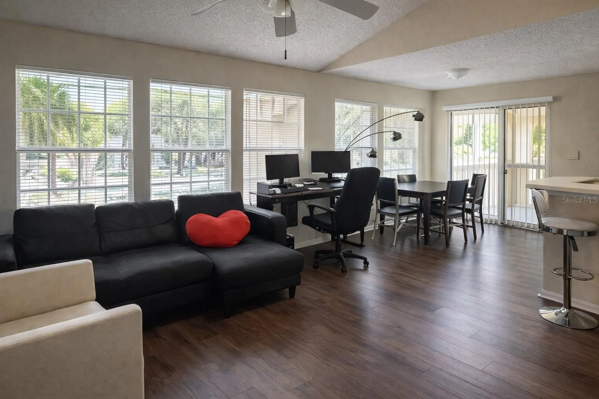 1049 S Hiawassee Road Orlando FL 32835