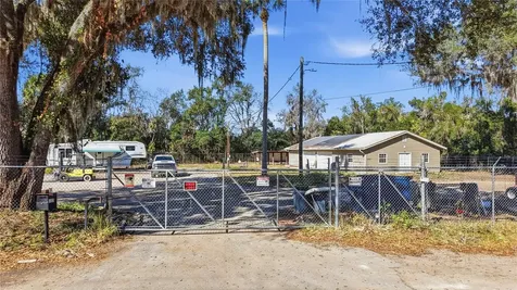 1225 Lucas Street Leesburg FL 34748