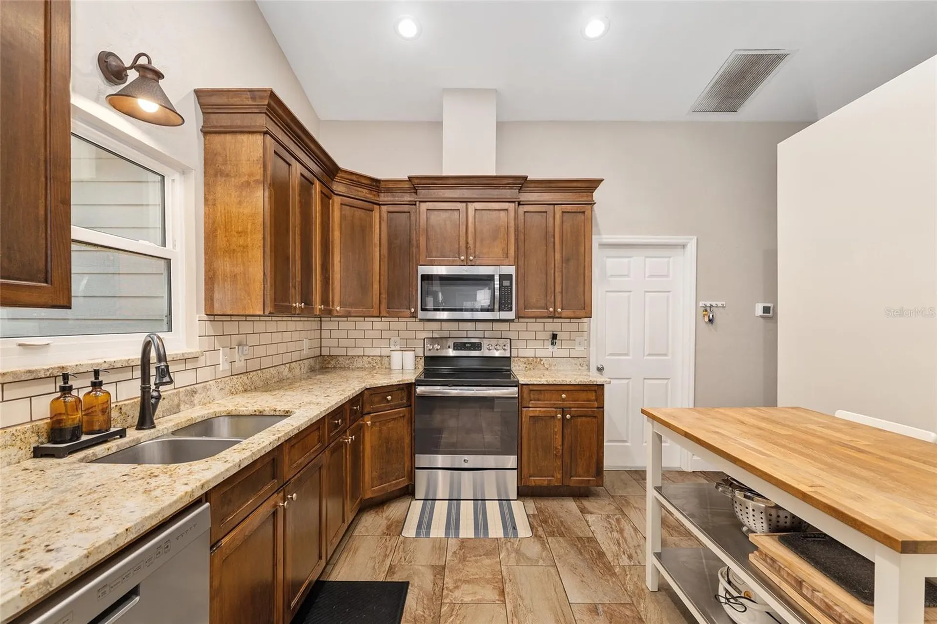 3515 NW 39th Place Gainesville FL 32605