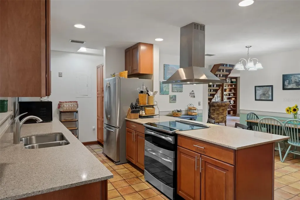 8725 Quail Run Drive Wesley Chapel FL 33544