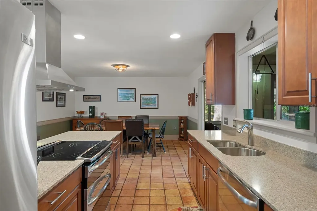 8725 Quail Run Drive Wesley Chapel FL 33544
