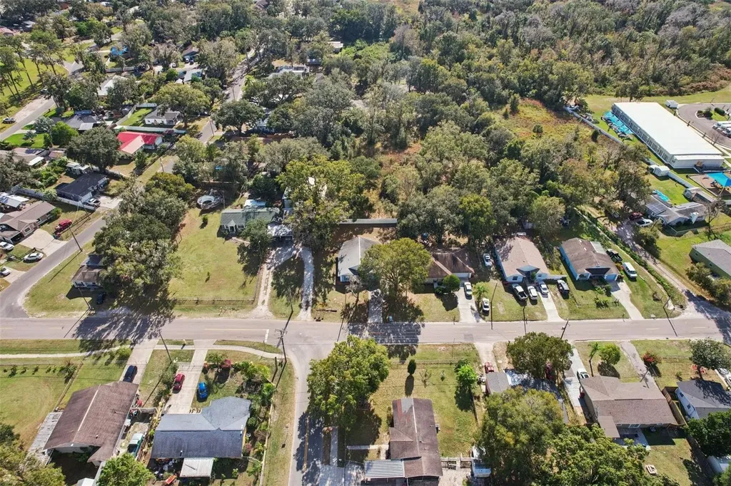 3501 W Reynolds Street Plant City FL 33563