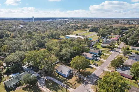3501 W Reynolds Street Plant City FL 33563