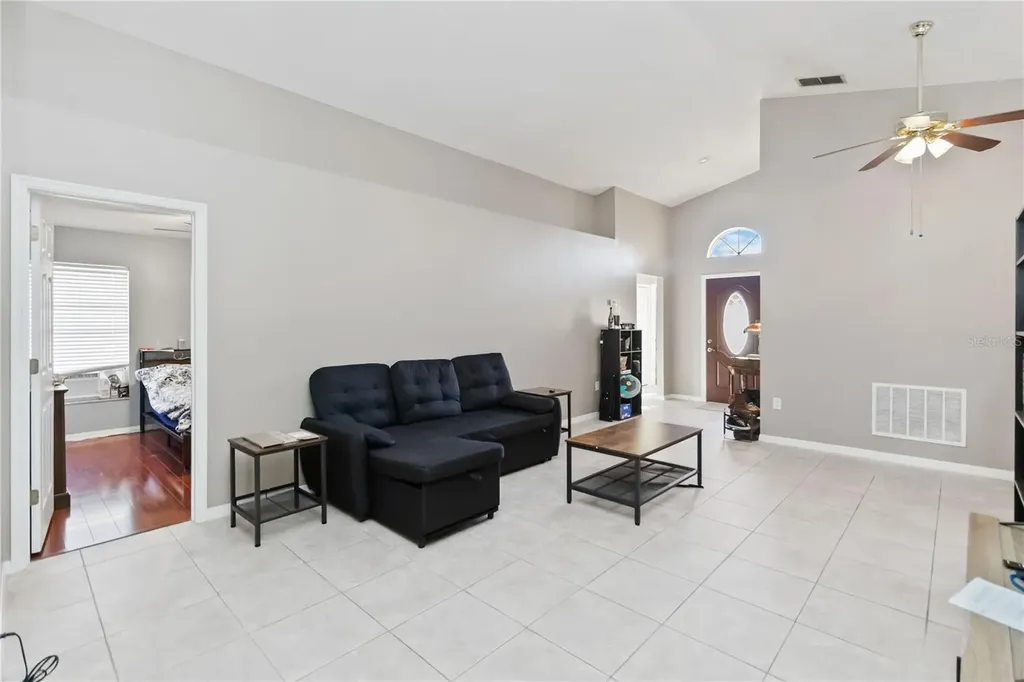 10844 Flycast Circle Orlando FL 32825