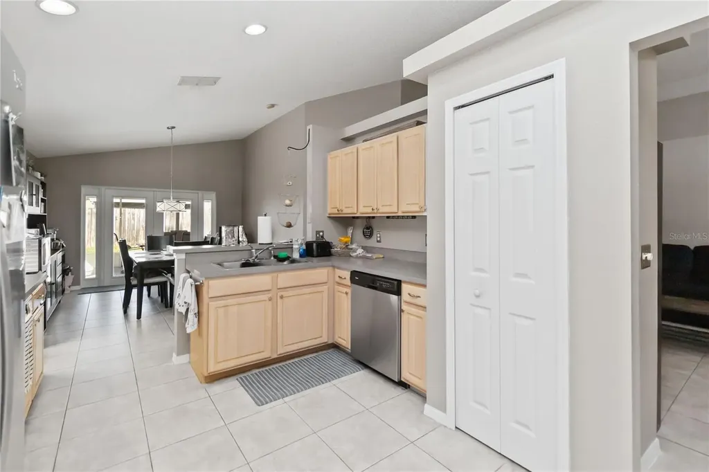 10844 Flycast Circle Orlando FL 32825