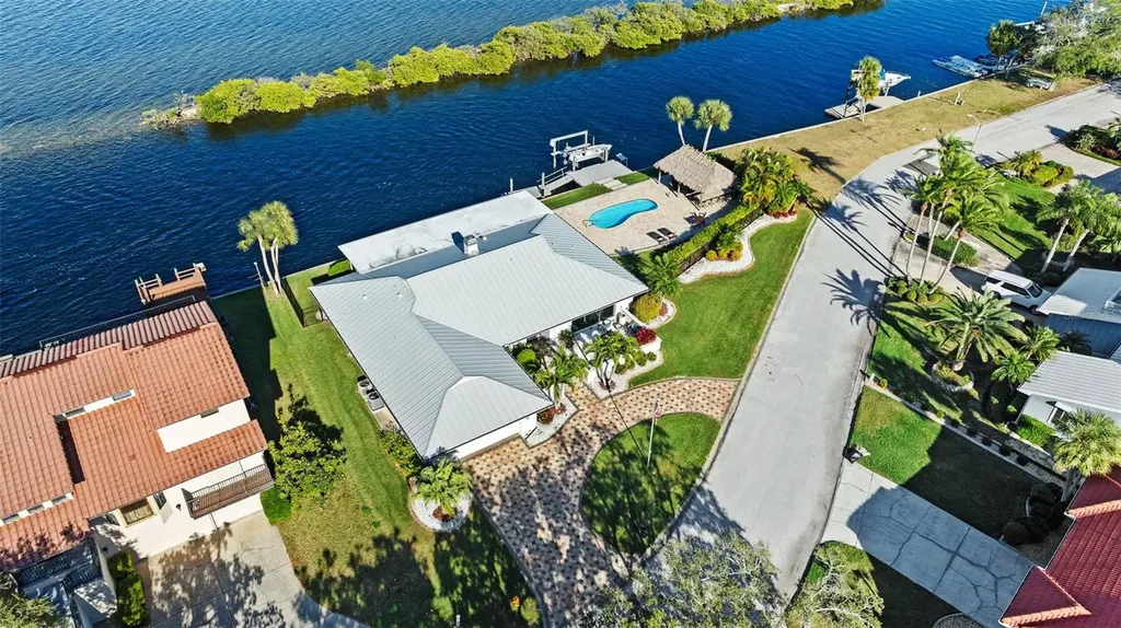 5791 Westshore Drive New Port Richey FL 34652