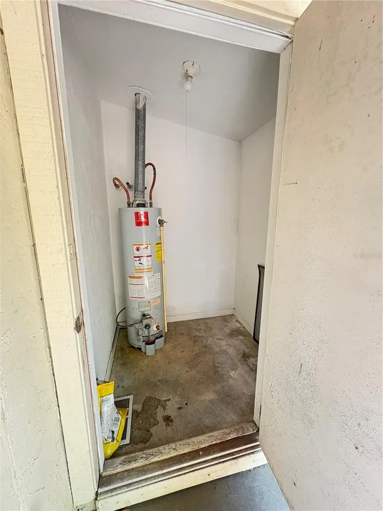 7011 SW 17th Place Gainesville FL 32607